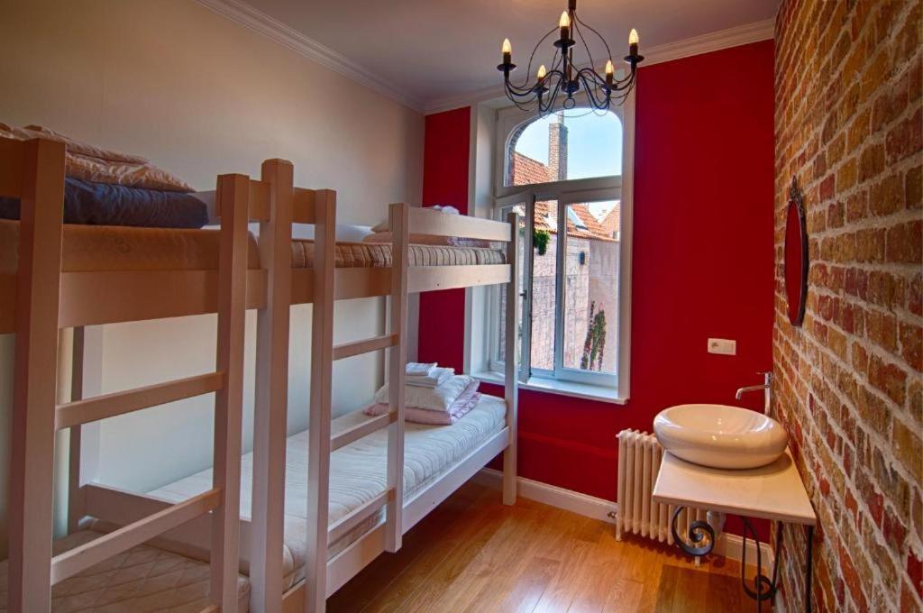 Hostel Lybeer Private Rooms Just For Two! Brügge Exterior foto